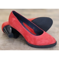 Sioux 52983 Tami red suede court shoe