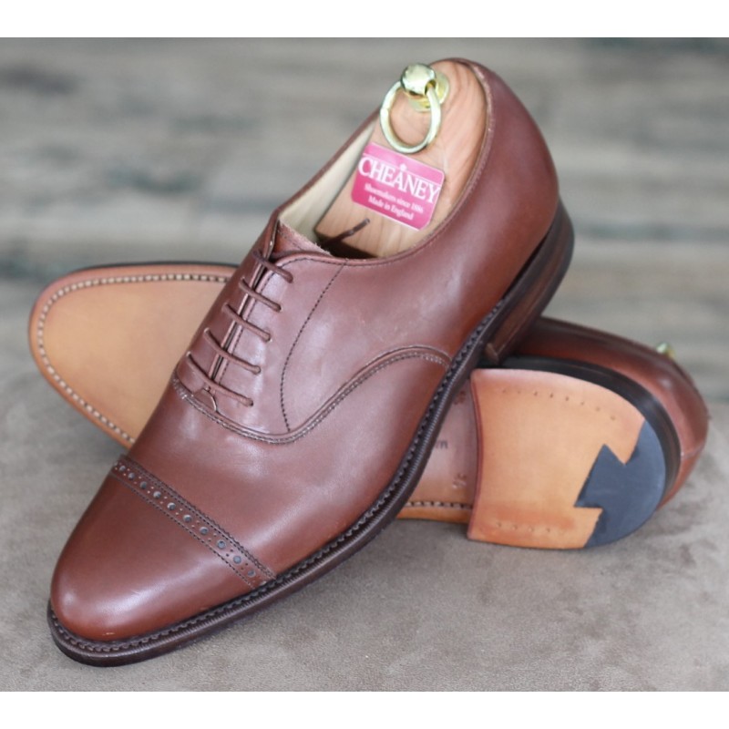 J699-26 Cheaney Factory Clearance 5 eye brown punched cap oxford J699-26 Cheaney Factory Clearance 5 eye brown punched cap oxford