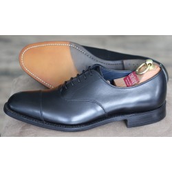 J699-31 Cheaney Factory Clearance 5 eye black plain cap oxford