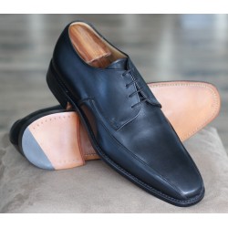 J699-91 Cheaney Factory Clearance 4 eye black twin seam derby