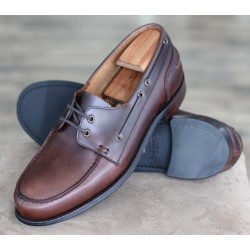 Cheaney Specials J999-37 mahogany 2 eye split-toe apron derby