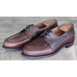 Cheaney Specials J999-37 mahogany 2 eye split-toe apron derby