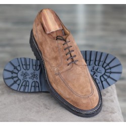 Cheaney Specials J1299-25 brown suede 5 eye split-toe apron derby