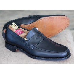 Cheaney Specials J1299-102 black apron loafer